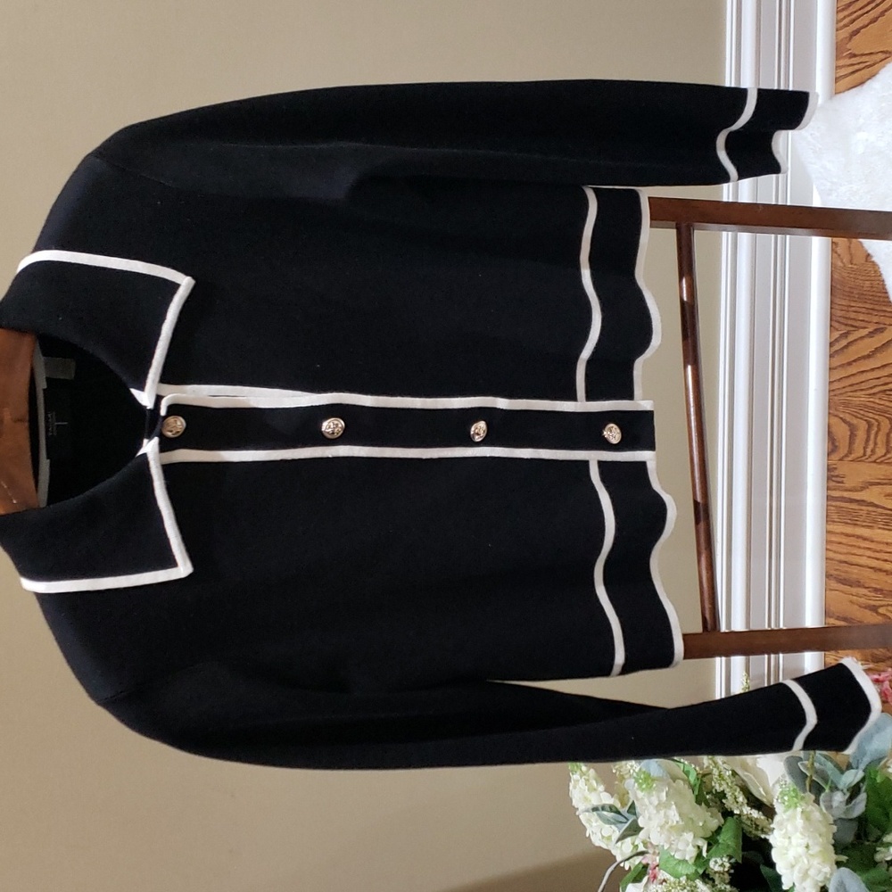 Tahari Black and White Women's Sweater - Picture 3 of 16